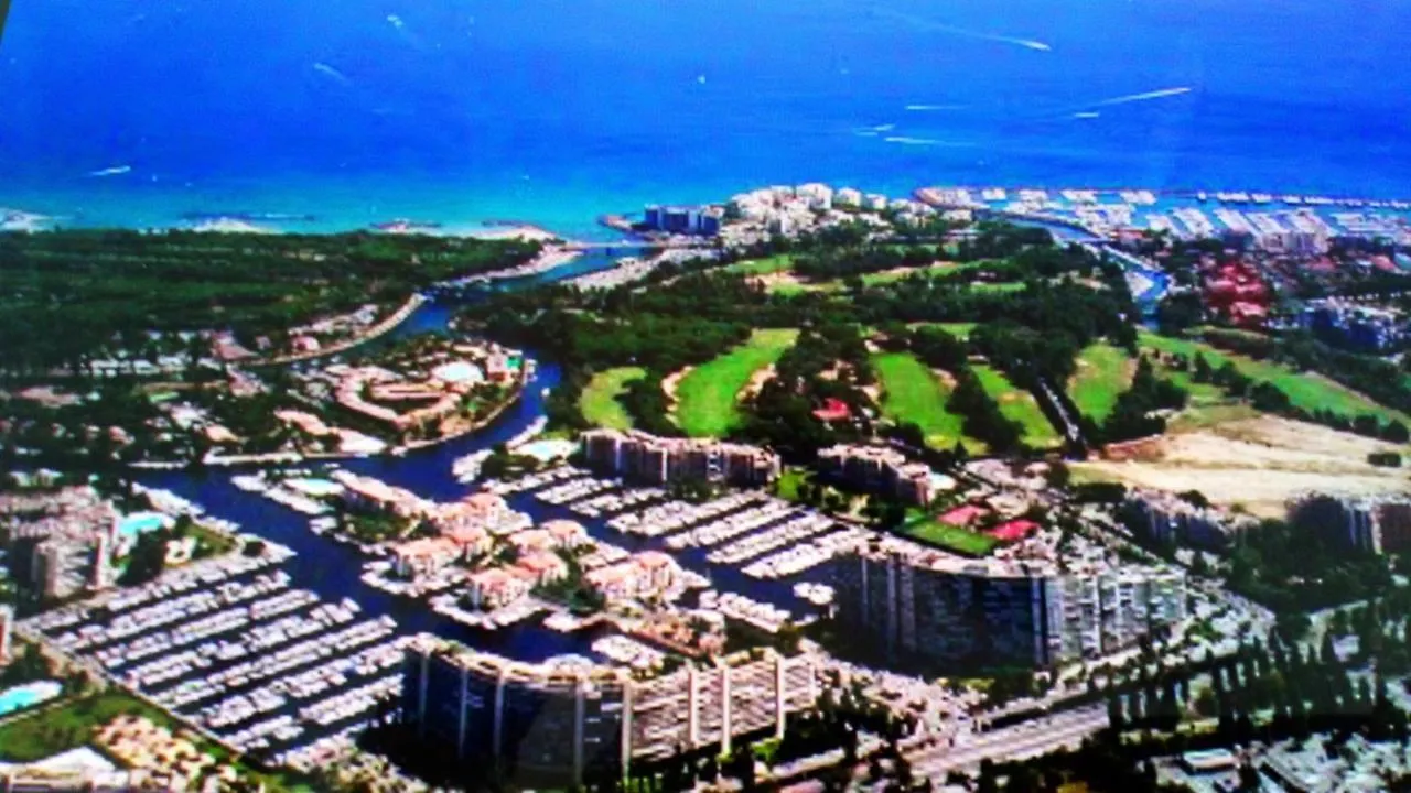 F3 Ile Marina Mandelieu La Napoule Lejlighed 0*,  Frankrig